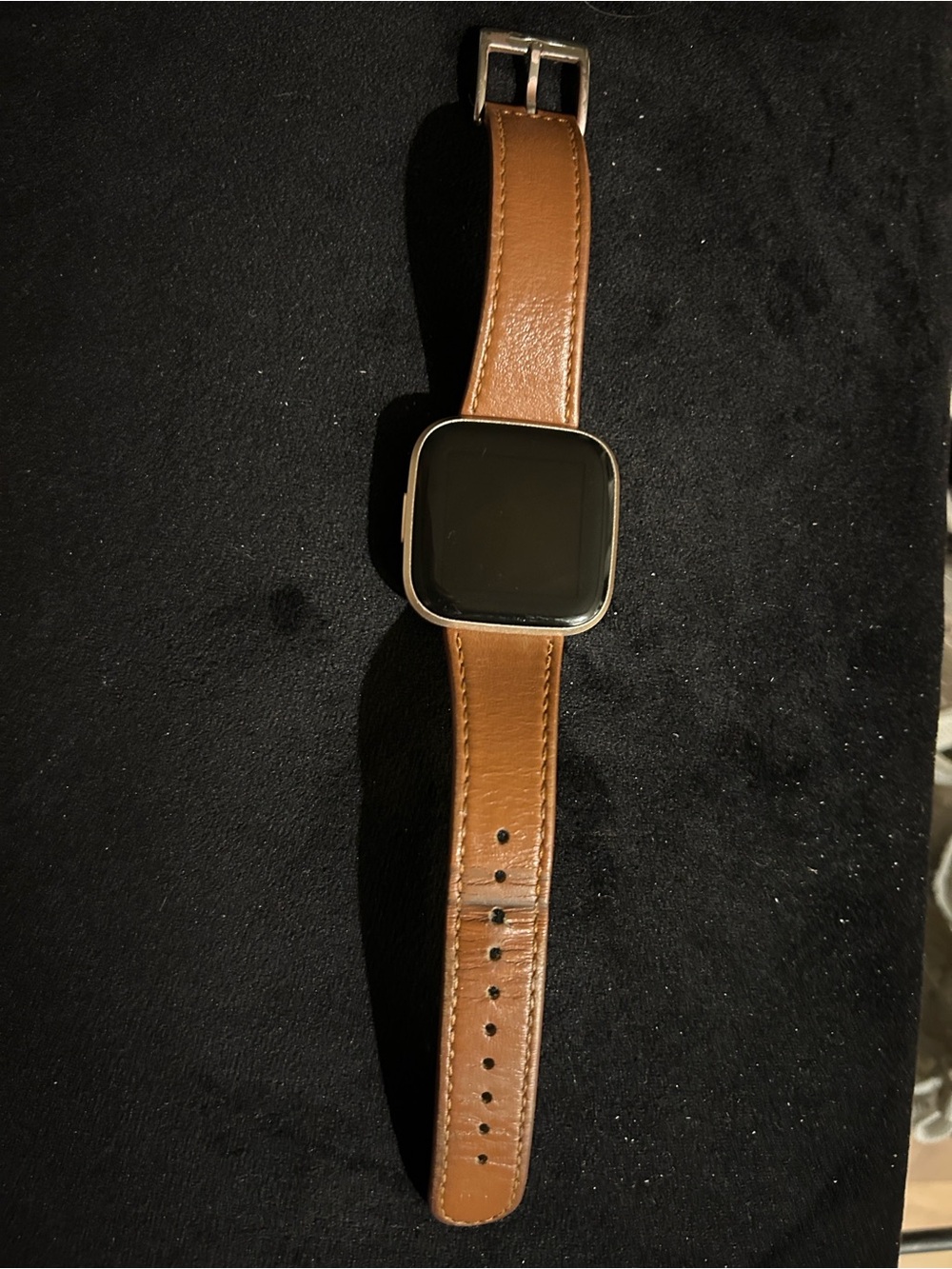 Fitbit Versa 2 in RosePink with Cognac Leather Band